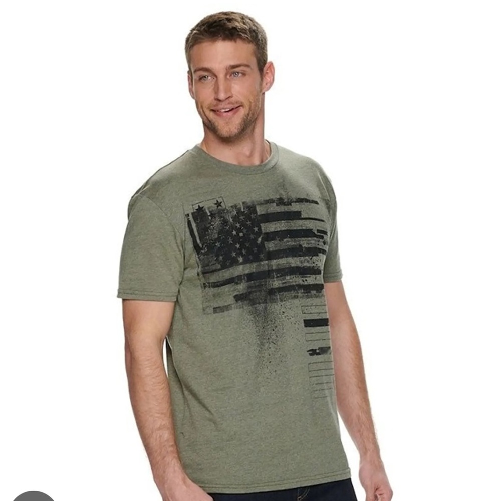 Apt. 9 Men's Green Flag Graphic Tee